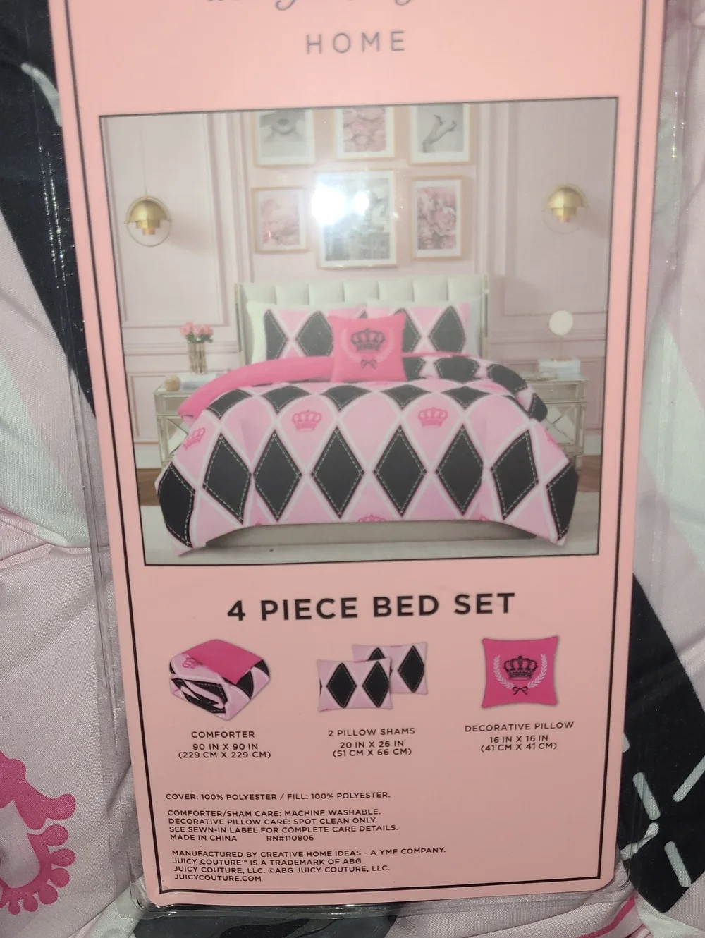 Juicy Couture Pink and Black Diamond-Print 4-Piece Comforter Set - Queen